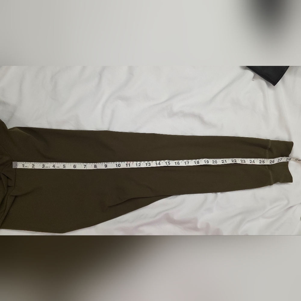 Women's ZYIA Olive Green Unwind Jogger L - Picture 11 of 11